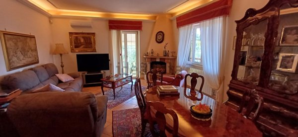 casa indipendente in vendita a Lanuvio