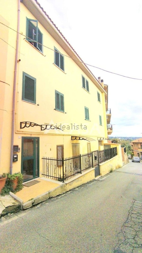 appartamento in vendita a Lanuvio