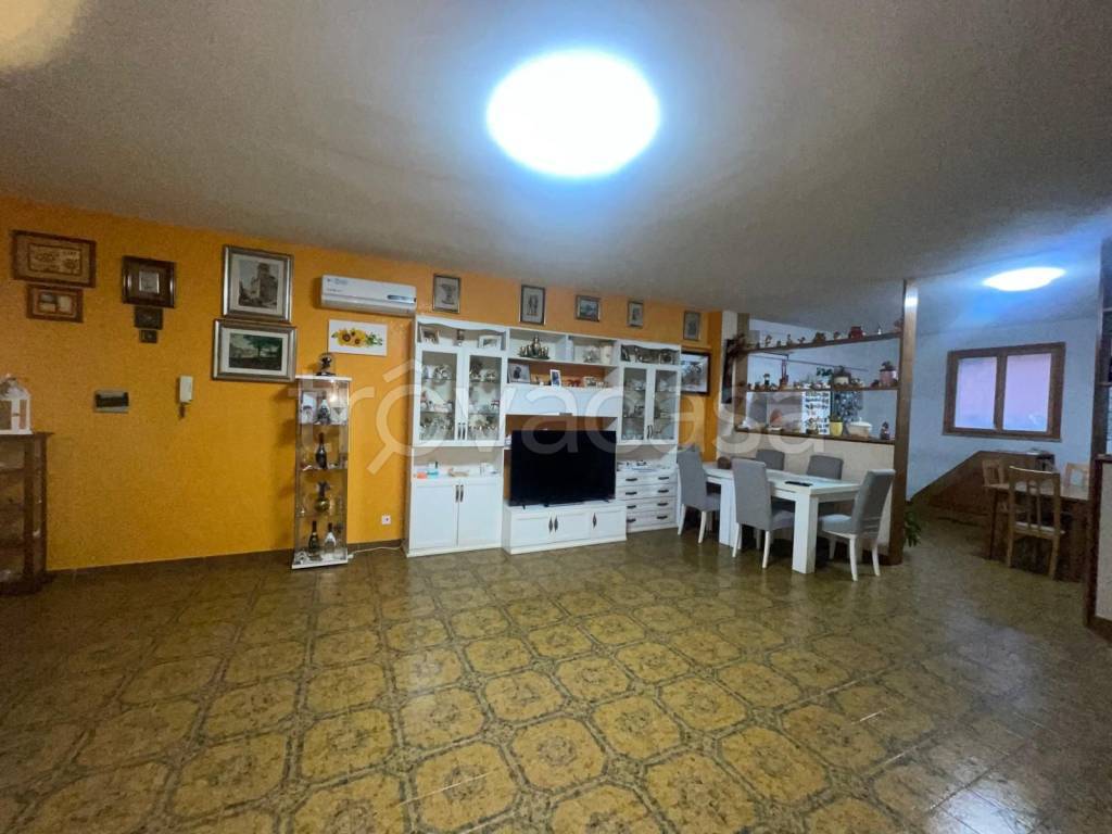 appartamento in vendita a Lanuvio