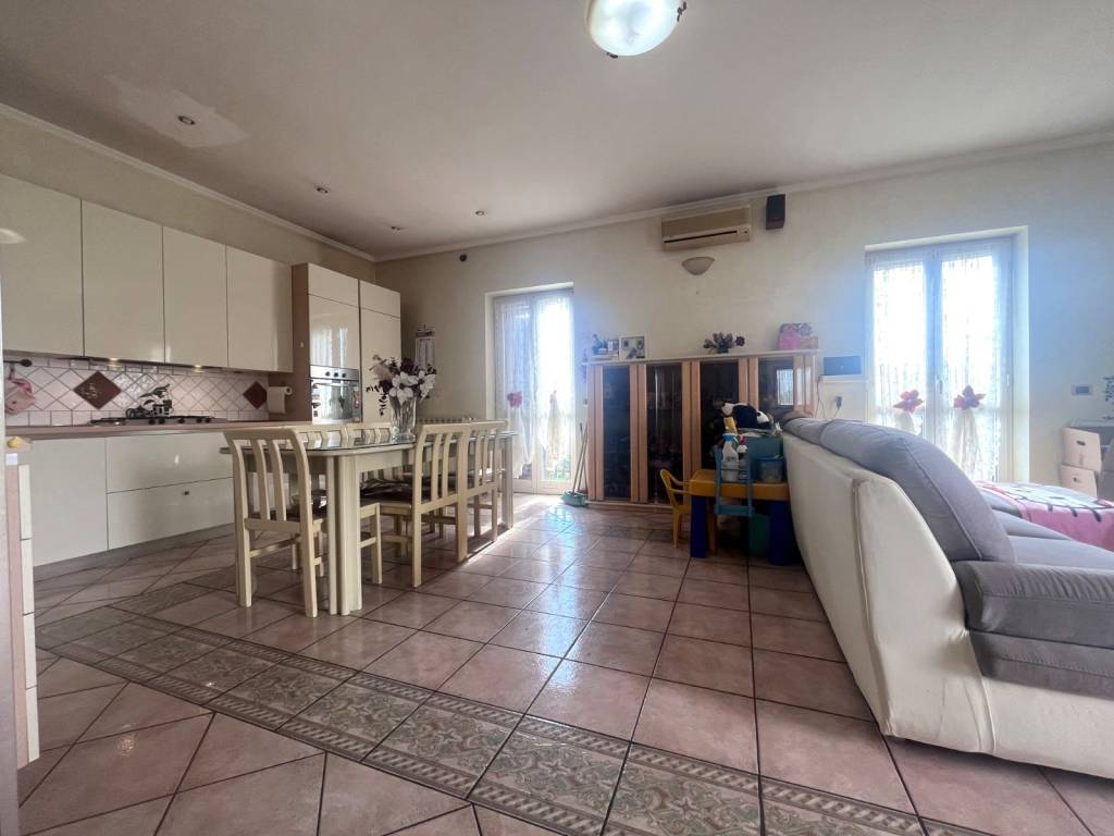 appartamento in vendita a Lanuvio