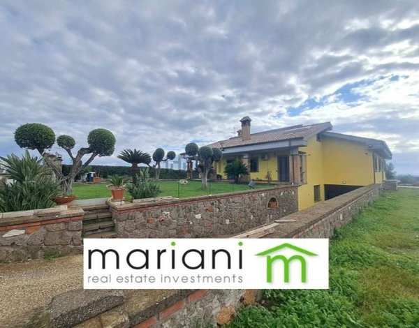 casa indipendente in vendita a Lanuvio