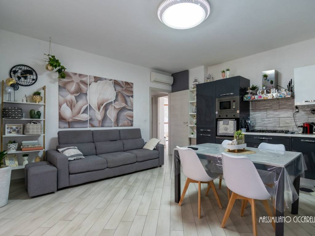 appartamento in vendita a Lanuvio
