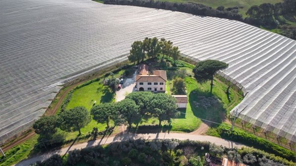 casa indipendente in vendita a Lanuvio