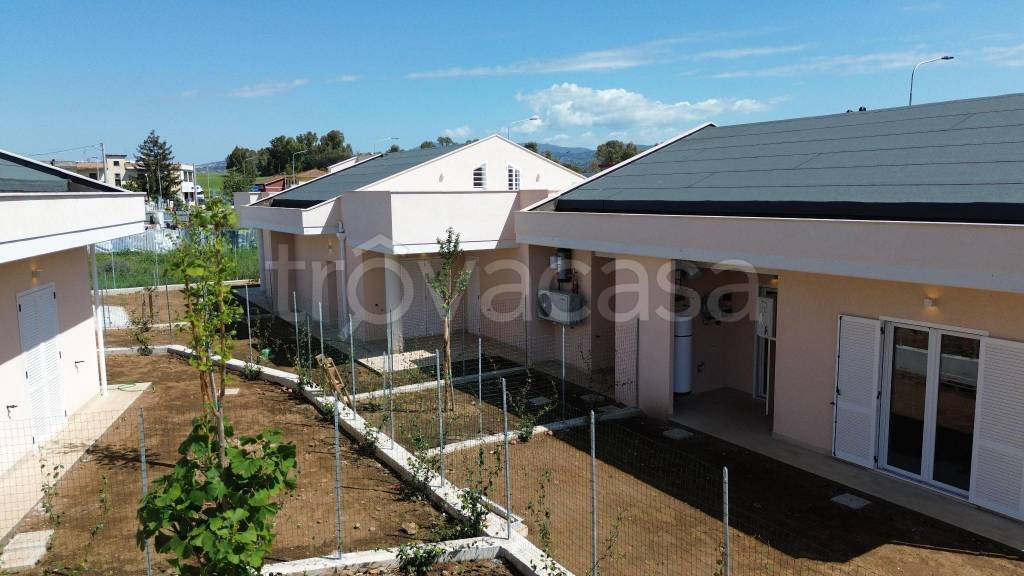 casa indipendente in vendita a Lanuvio
