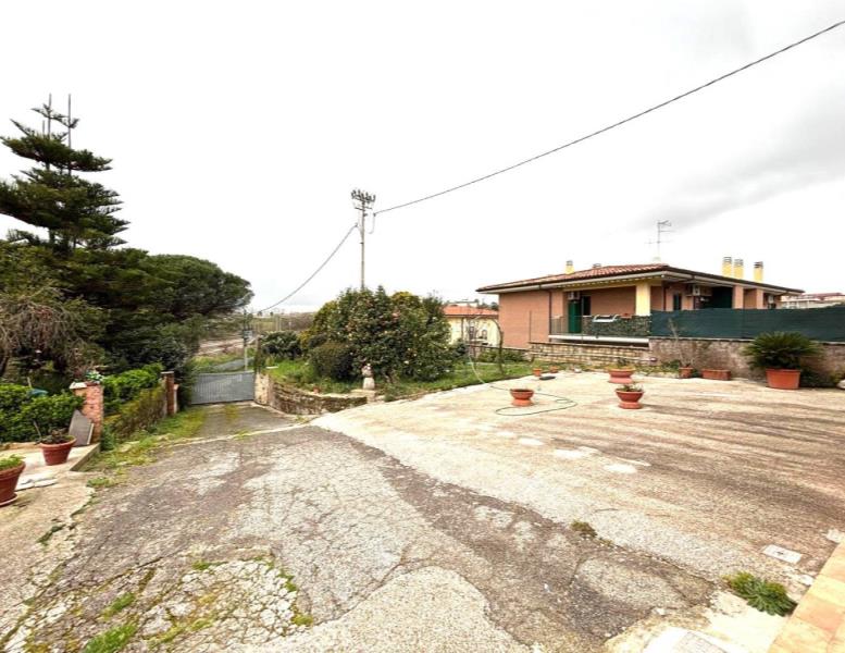 appartamento in vendita a Lanuvio