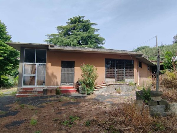 casa indipendente in vendita a Lanuvio