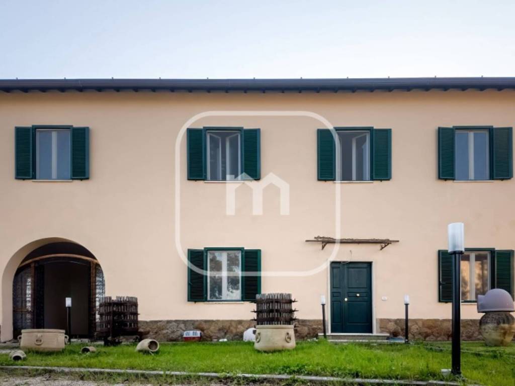 casa indipendente in vendita a Lanuvio