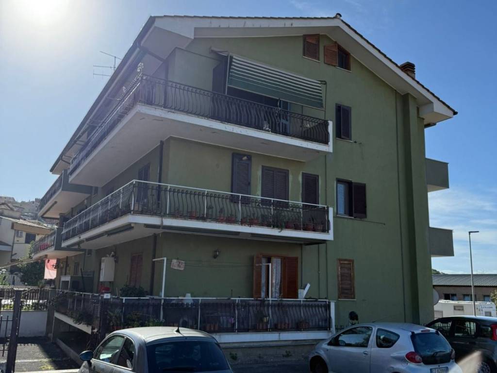 appartamento in vendita a Lanuvio