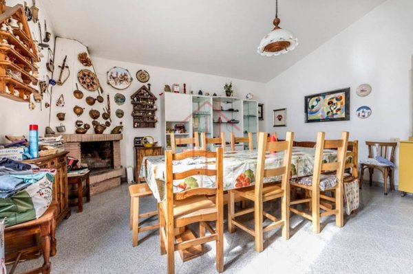 casa indipendente in vendita a Lanuvio