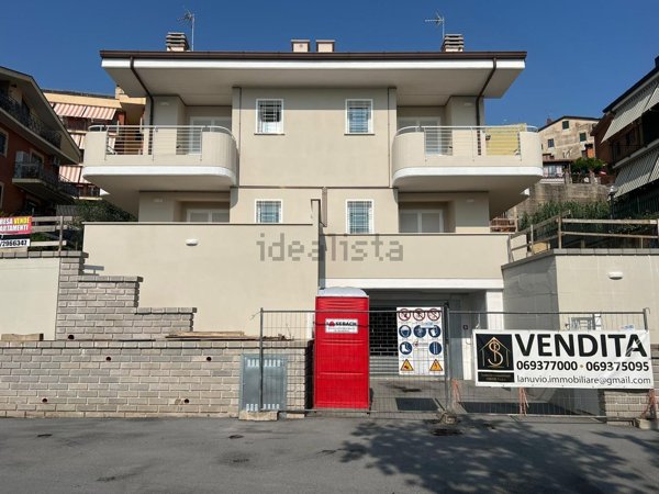 appartamento in vendita a Lanuvio