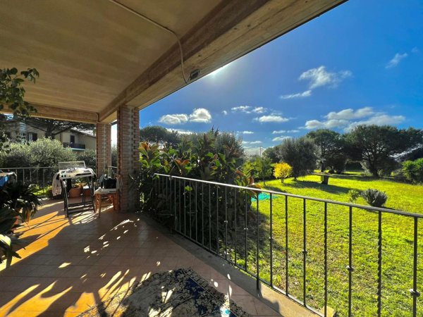 casa indipendente in vendita a Lanuvio