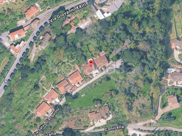 casa indipendente in vendita a Lanuvio