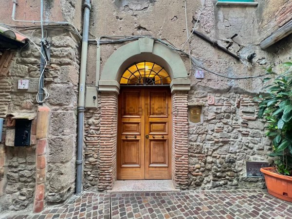 appartamento in vendita a Lanuvio