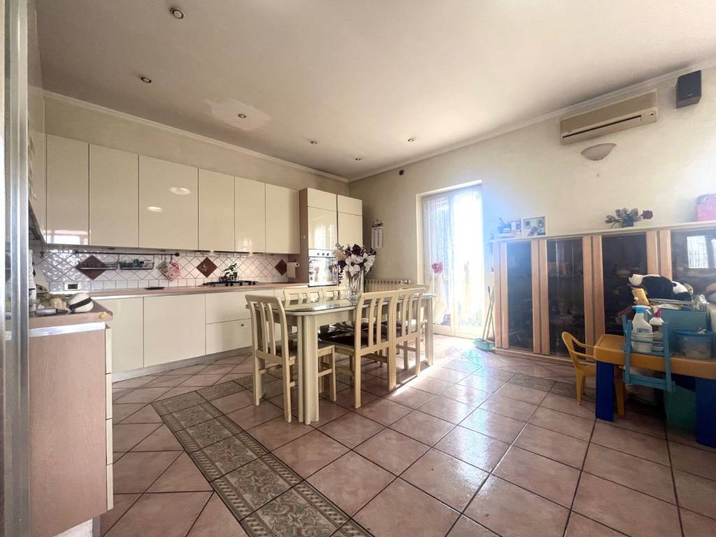 appartamento in vendita a Lanuvio