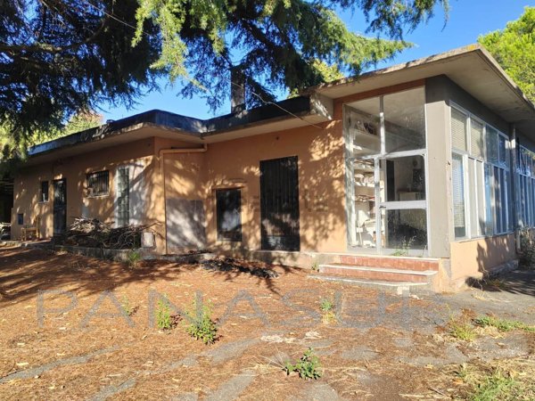 casa indipendente in vendita a Lanuvio