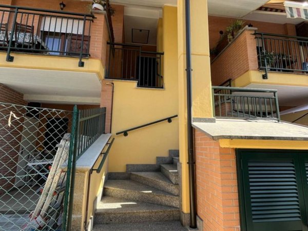 appartamento in vendita a Lanuvio in zona Bellavista