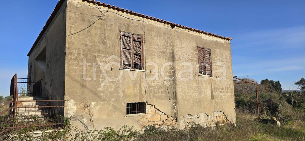 casa indipendente in vendita a Lanuvio