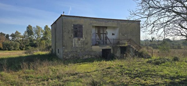 casa indipendente in vendita a Lanuvio