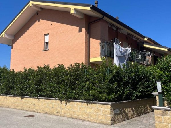 appartamento in vendita a Lanuvio in zona Bellavista