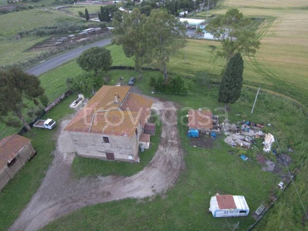 casa indipendente in vendita a Lanuvio