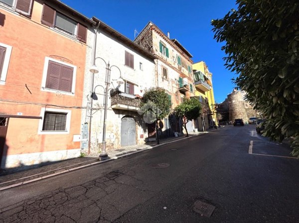 appartamento in vendita a Lanuvio