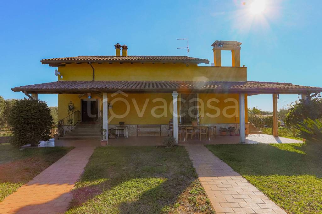 casa indipendente in vendita a Lanuvio