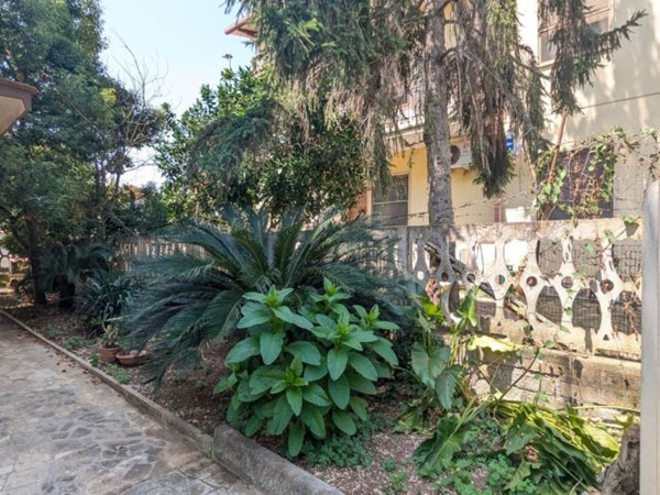 appartamento in vendita a Lanuvio in zona Bellavista