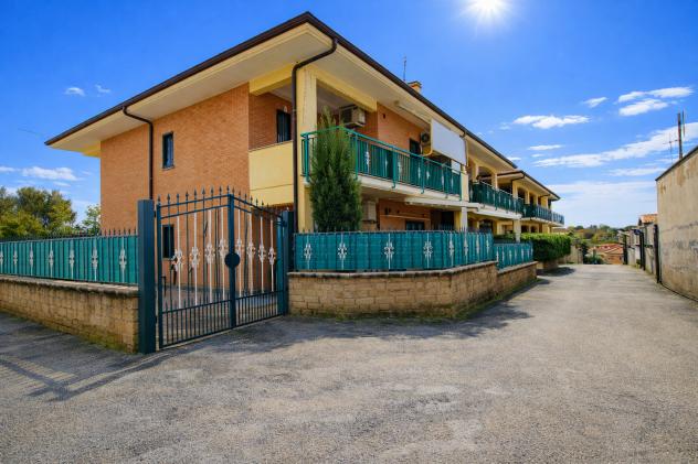 appartamento in vendita a Lanuvio