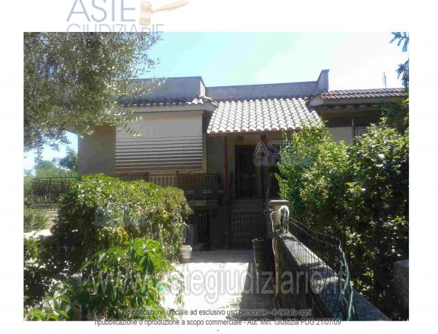 appartamento in vendita a Lanuvio in zona Pascolare