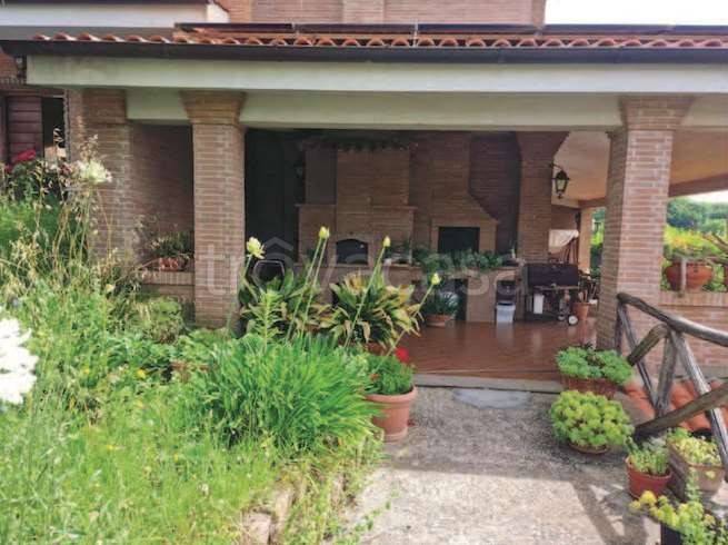 casa indipendente in vendita a Lanuvio in zona Monte Giove