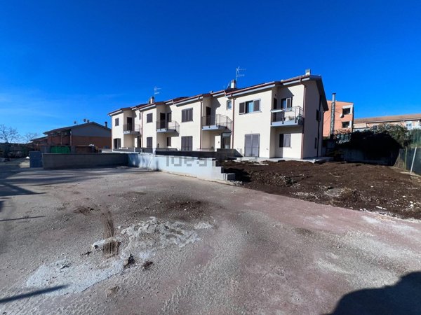 appartamento in vendita a Lanuvio