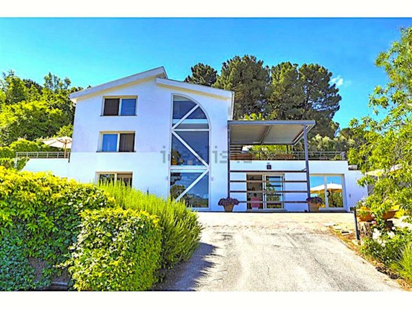 casa indipendente in vendita a Lanuvio