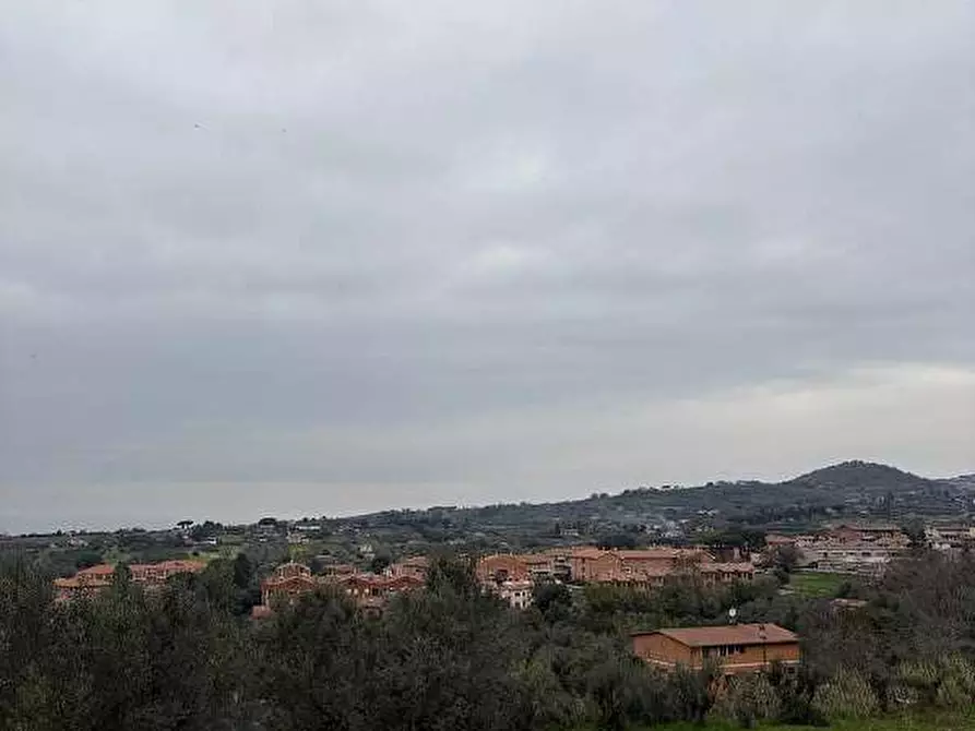 terreno edificabile in vendita a Lanuvio