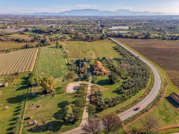 casa indipendente in vendita a Lanuvio