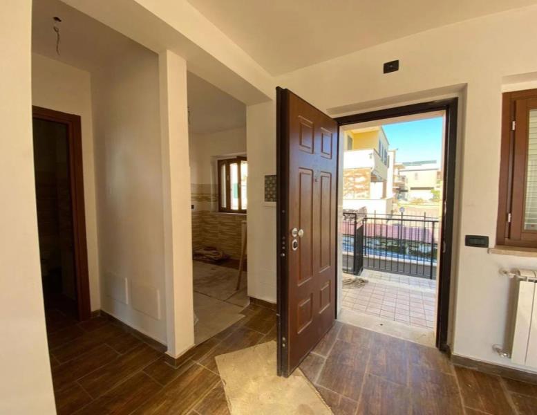 casa indipendente in vendita a Lanuvio