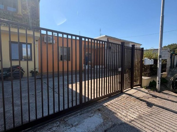 casa indipendente in vendita a Lanuvio