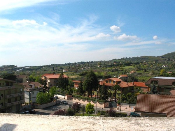 appartamento in vendita a Lanuvio