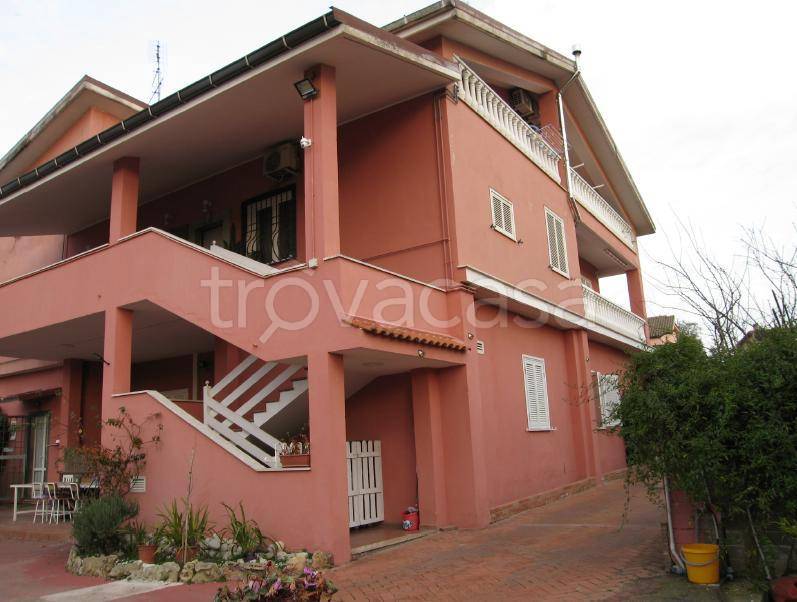 appartamento in vendita a Lanuvio