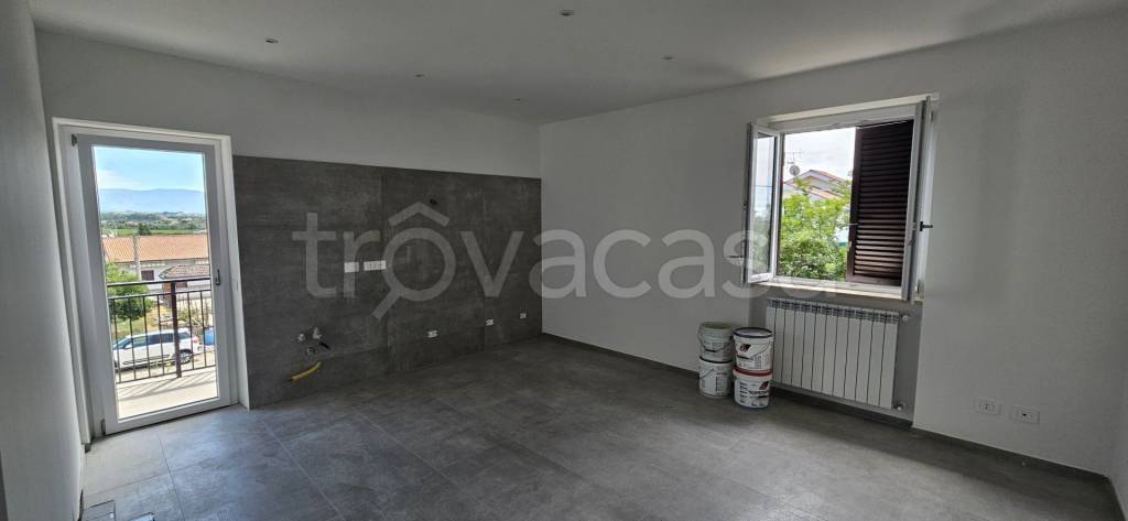 appartamento in vendita a Lanuvio in zona Pascolare