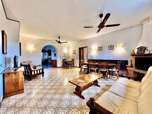 casa indipendente in vendita a Lanuvio in zona Monte Giove