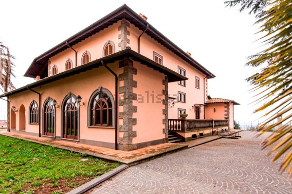 casa indipendente in vendita a Lanuvio in zona Monte Giove