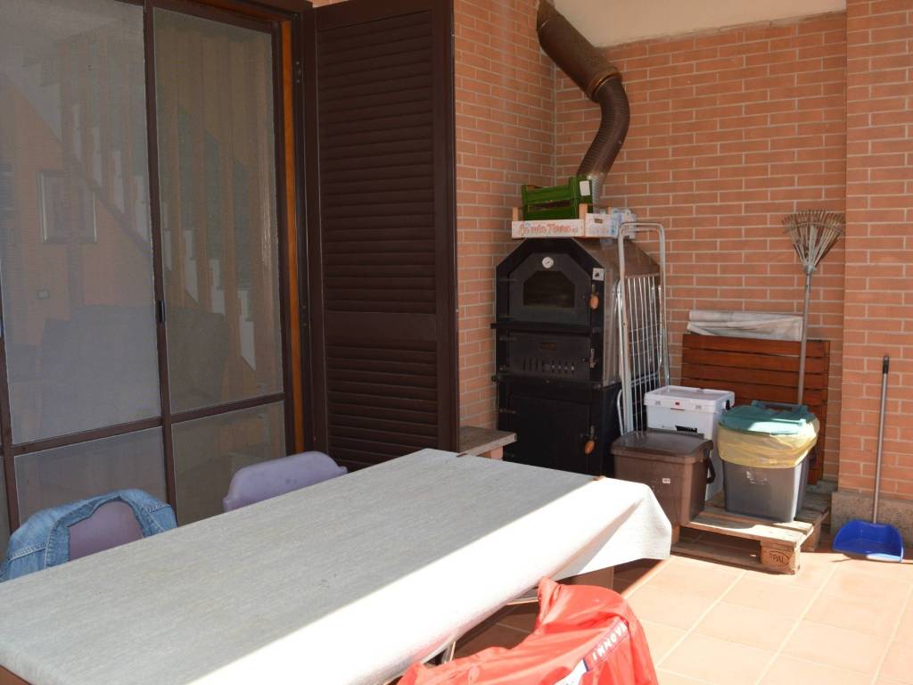 casa indipendente in vendita a Lanuvio in zona Bellavista