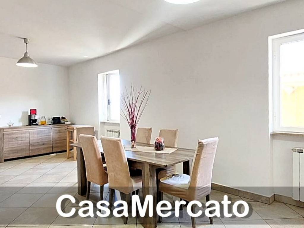 appartamento in vendita a Lanuvio in zona Monte Giove