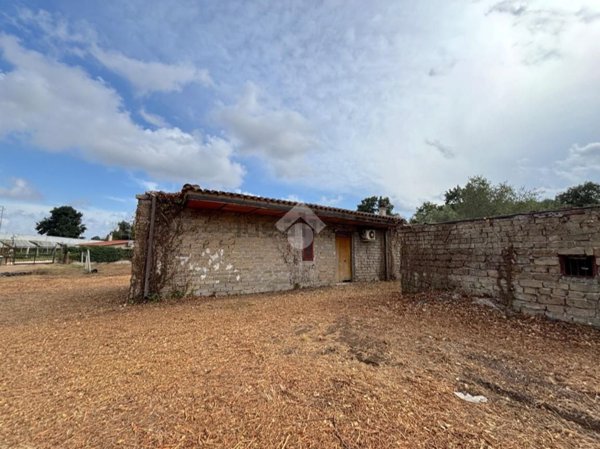 appartamento in vendita a Lanuvio in zona Malcavallo