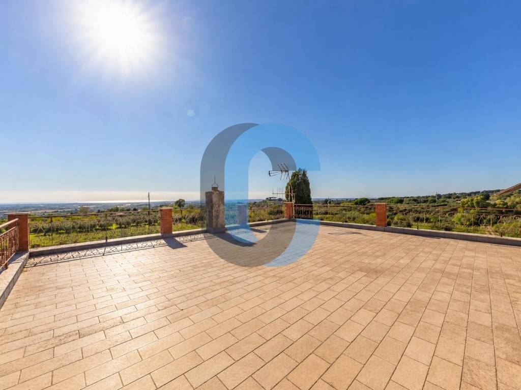 casa indipendente in vendita a Lanuvio in zona Monte Giove