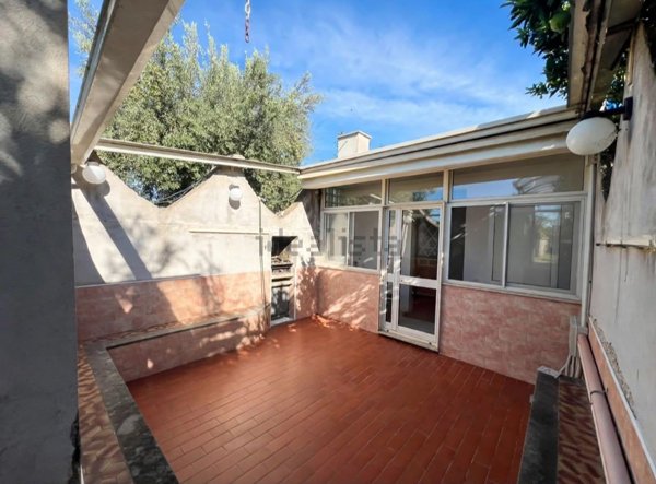 casa indipendente in vendita a Lanuvio in zona Monte Giove