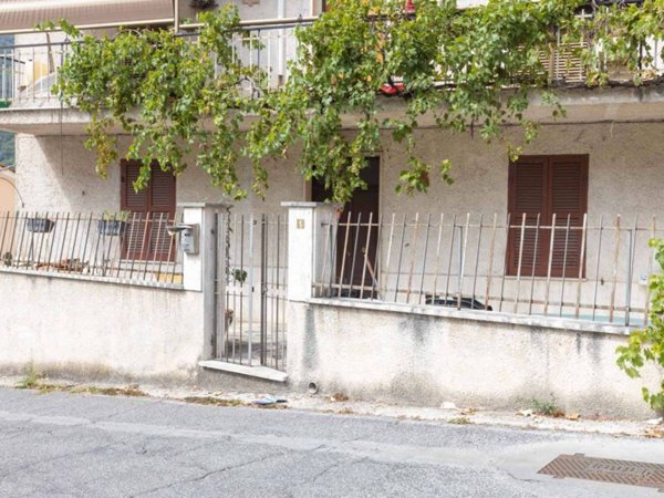 appartamento in vendita a Licenza