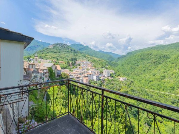 appartamento in vendita a Licenza in zona Civitella di Licenza