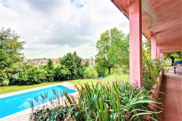 casa indipendente in vendita a Magliano Romano