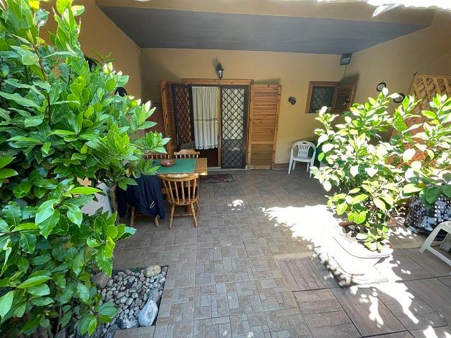 casa indipendente in vendita a Manziana